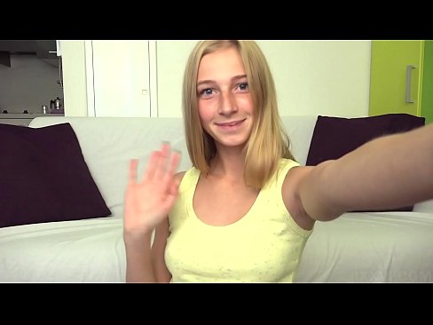 ❤️ Keď sa nudím, lenivo si masturbujem svoju ružovú kundičku Šukanie na sk.hentai-id.ru